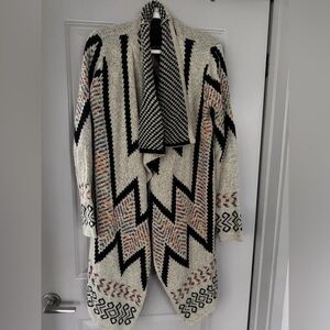 ADORA Black and Cream  Multicolor Zigzag Cardigan